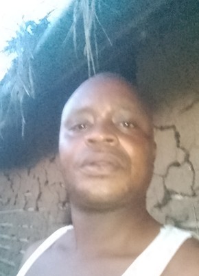 Rapha, 46, République démocratique du Congo, Goma
