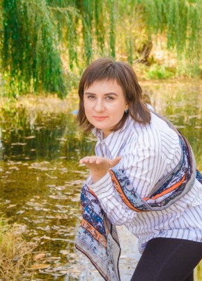 Юлия, 41, Россия, Оренбург