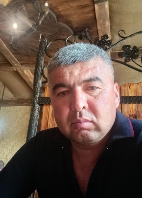 Азамат из Владикавказа 42 года