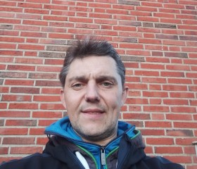 Imant Zacs, 46, Bremen