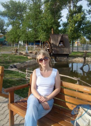 Татьяна, 51, Россия, Гай