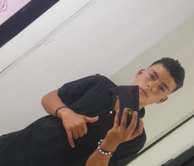 Matias, 28, Medellin