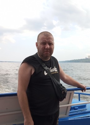 Александр из Алатыри 45 лет