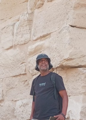 Mostafa, 48, Egypt, Cairo