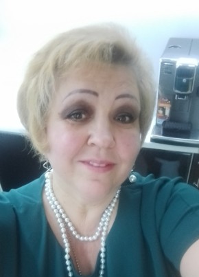 Марианна, 48, Россия, Санкт-Петербург