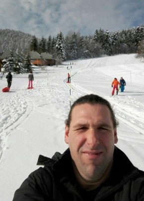 Olivier, 42, République Française, Chambéry