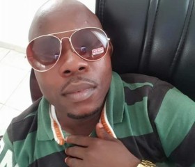 Athanase, 41 год, Kampala