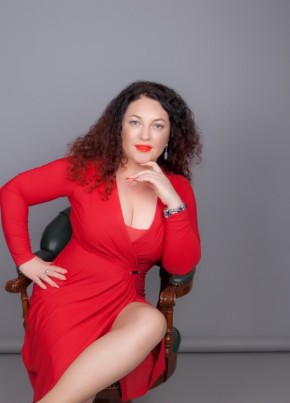 Olga, 44, Russia, Saint Petersburg