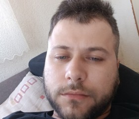 Nikola, 29, Bijeljina