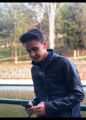 Yakup PEKMEZCİ, 23, Türkiye Cumhuriyeti, İzmir