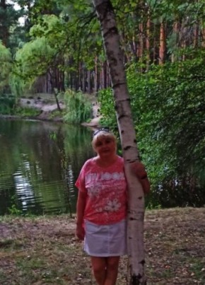 Юля из Воронежа 52 года