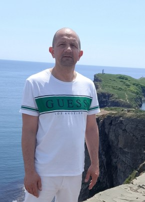Юрий из Владивостока 42 года