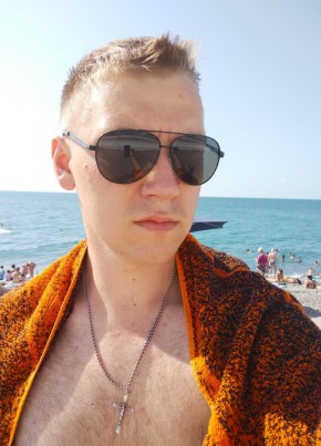 Артем, 28, Россия, Адлер