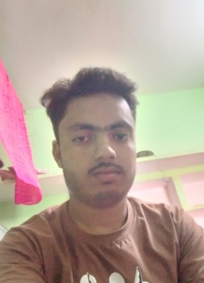 Akram, 18, India, Delhi