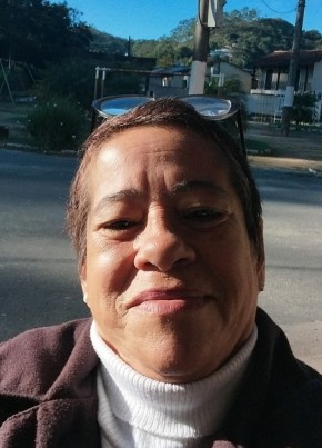 Célia из Paracambi 64 года