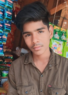 Shahid khan, 18, India, New Delhi