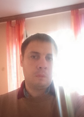 Максим, 33, Россия, Воронеж
