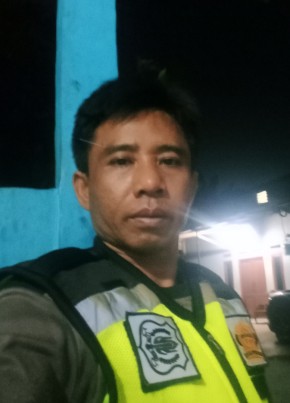 Sahrudin, 44, Indonesia, Kota Depok