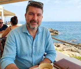 Vitaliy, 46, Yekaterinburg