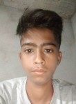 Ravi Yadav, 18  , Patna