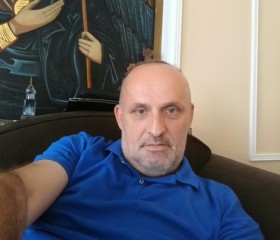 Veselin, 55 лет, Подгорица