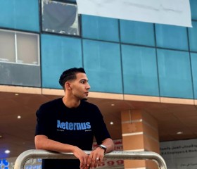 Salama, 26, Abu Dhabi