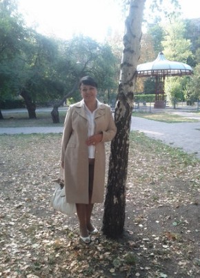 лина, 65, Україна, Київ