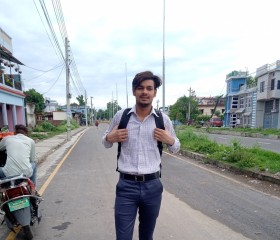 Akash Gupta, 23, Gorakhpur (Uttar Pradesh)