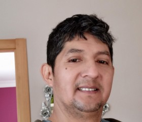 Yimi Arrobo, 49, Torrelavega