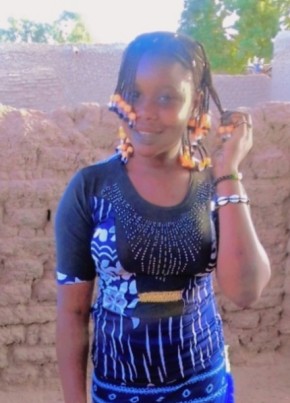 Bébé, 18, République du Mali, Bamako