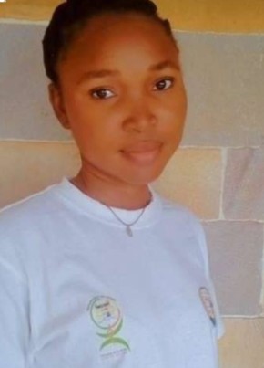 Luciolle, 28, République du Bénin, Cotonou