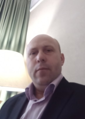 Дима из Краснодона 46 лет