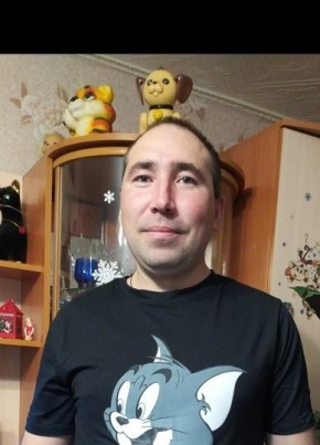 Максим, 37, Россия, Омск