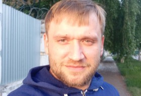 Maksim, 35 - Just Me