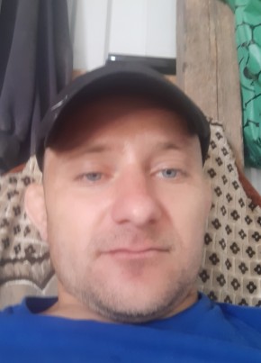 Саша из Киева 33 года