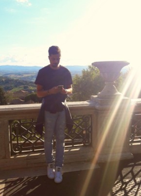 Riccardo, 32, Repubblica Italiana, Perugia