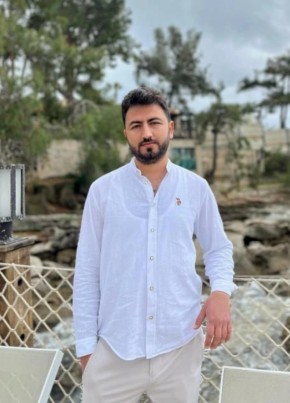 Mert из Konya 36 лет