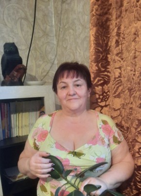 Галина, 63, Россия, Урай
