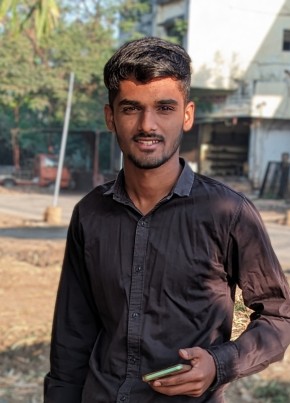 Patil, 18, India, Dharangaon