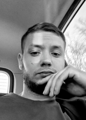 Максим из Волжска 24 года