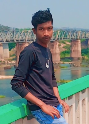 Prakash, 18, India, Birmitrapur