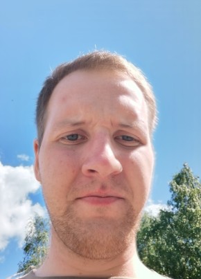 Илья из Алапаевска 26 лет