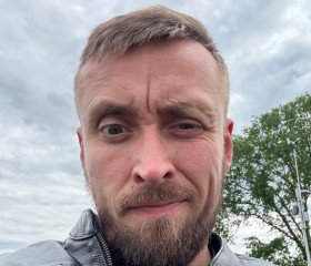 Dima, 36, Sioux Falls