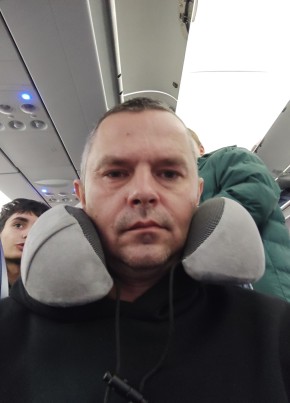 Артем из Торжока 47 лет