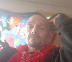Cody, 33, Bloomington (State of Indiana)