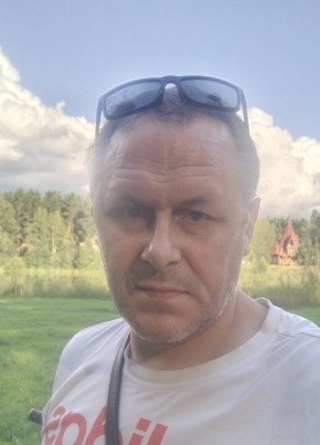 илья из Костромы 48 лет