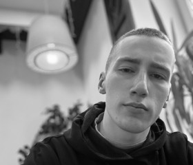 Ilya, 25, Kaliningrad