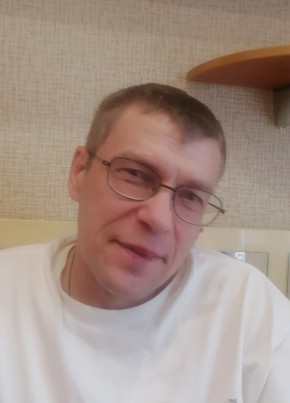 Анатолий из Архангельска 47 лет