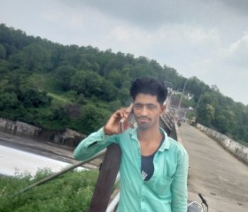 Deepak, 20, Nasrullahganj