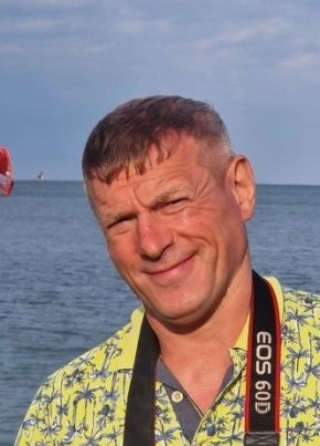 Андрей из Воронежа 56 лет